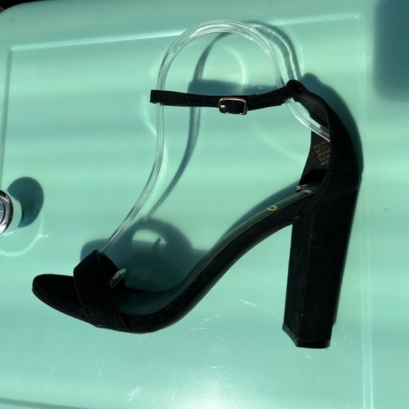 Lulu’s Taylor Black Vegan Suede Ankle Strap High Heel Sandals 6.5 - Picture 4 of 9